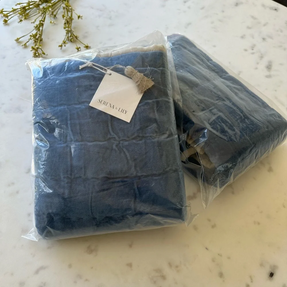 Serena & Lily Delwood King Shams, French blue - Picture 3 of 4